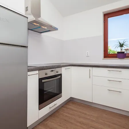 Apartment Near Centre Pula
